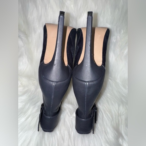 Shoe Dazzle Black Heeled Boots with Geometric Stitching - Picture 6 of 7